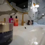 Apartment D'exception Avec Jacuzzi