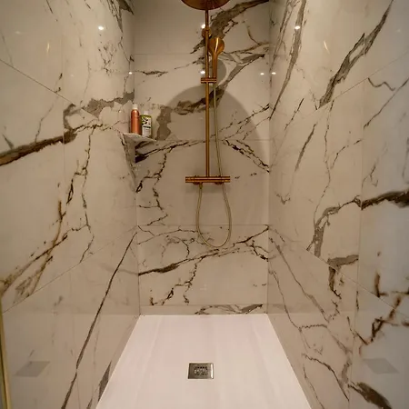 D'exception Avec Jacuzzi *